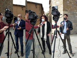 Roda de premsa sobre patrimoni, amb el portaveu Antoni Garcia, la regidora Lluïsa Carmona i l'activista Bernat Calvo