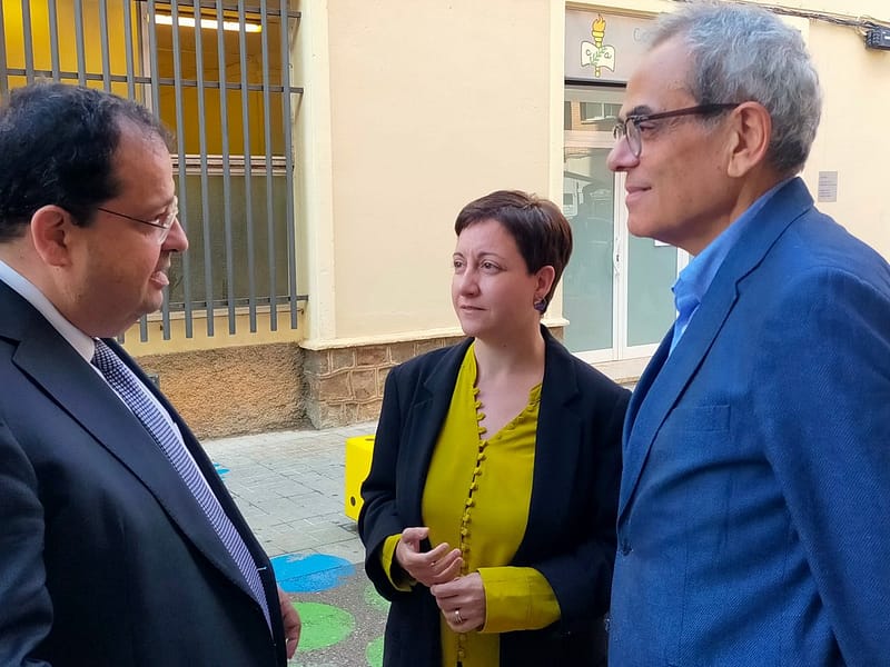 El conseller d'Interior Joan Ignasi Elena es reuneix amb Jaume Graells i Sílvia Casola